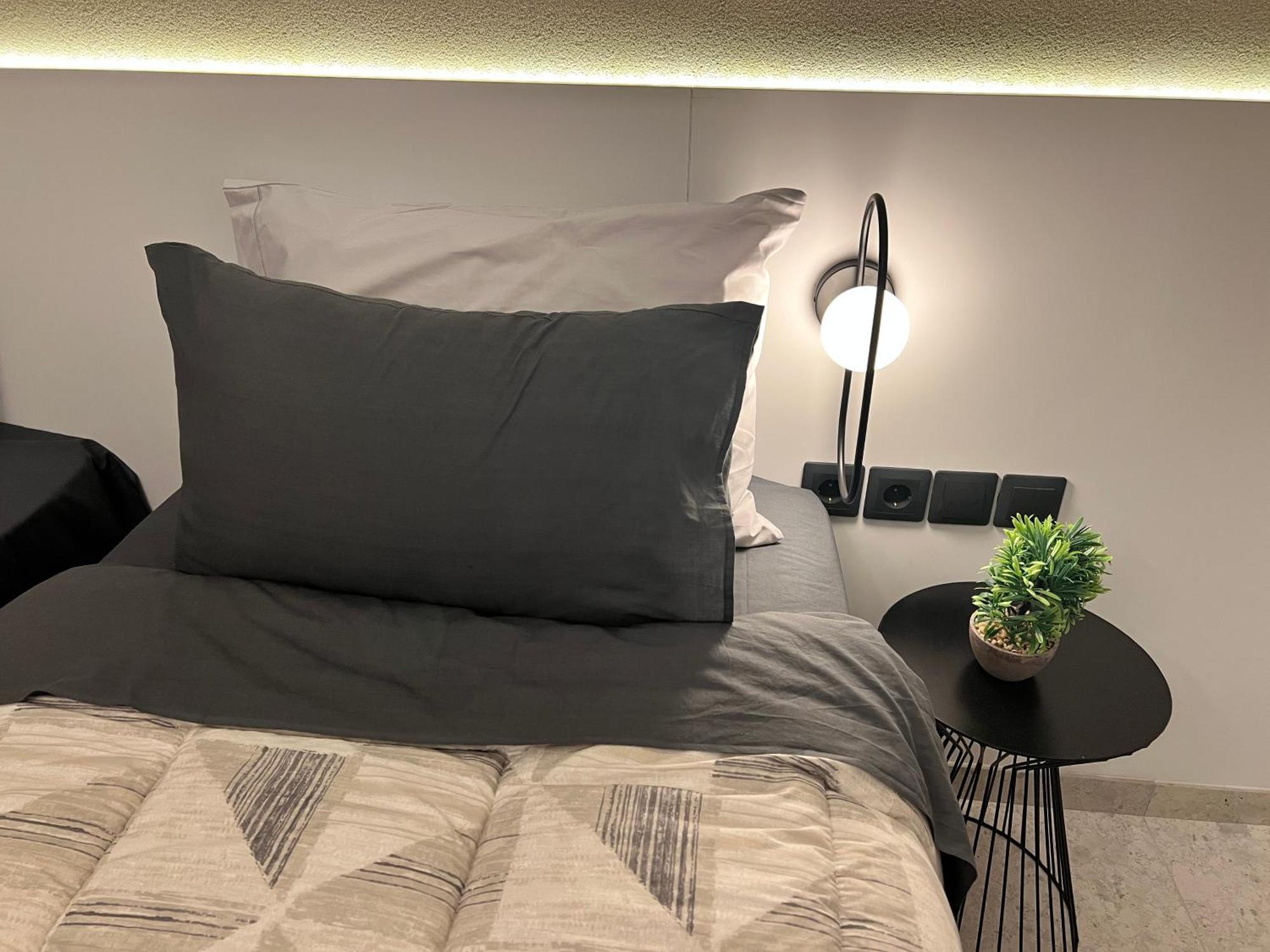 Suite Rooms - Fine Living Vevi Exterior photo